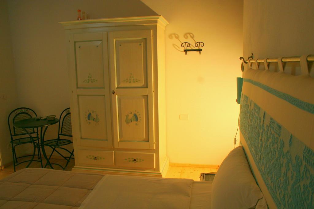 Note Sulla Piazza Bed & Breakfast กาญารี ห้อง รูปภาพ
