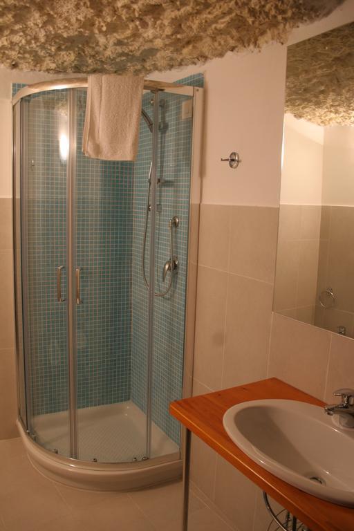 Note Sulla Piazza Bed & Breakfast กาญารี ห้อง รูปภาพ